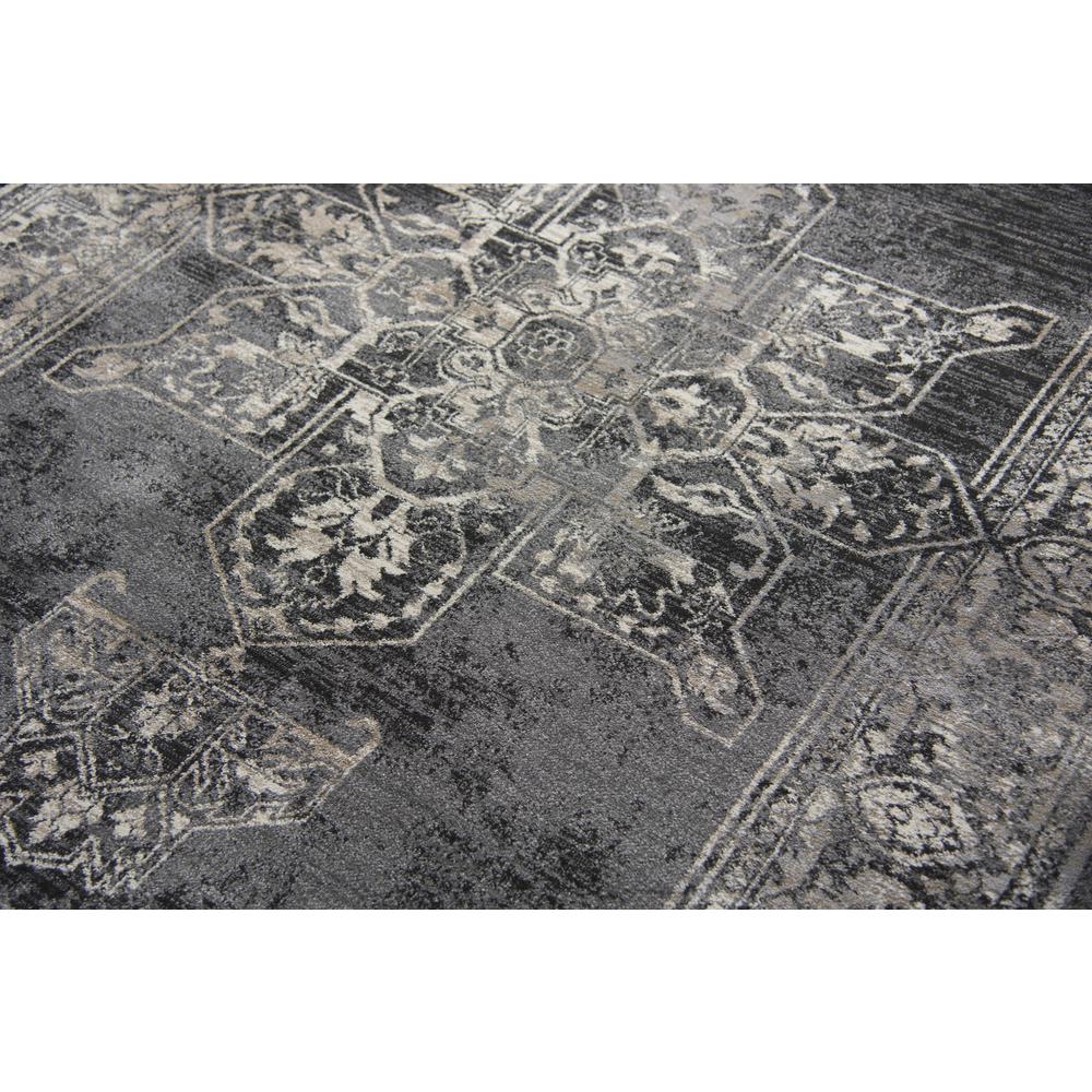 8' x 10' Machine-Made Rectangle Rug. Picture 4