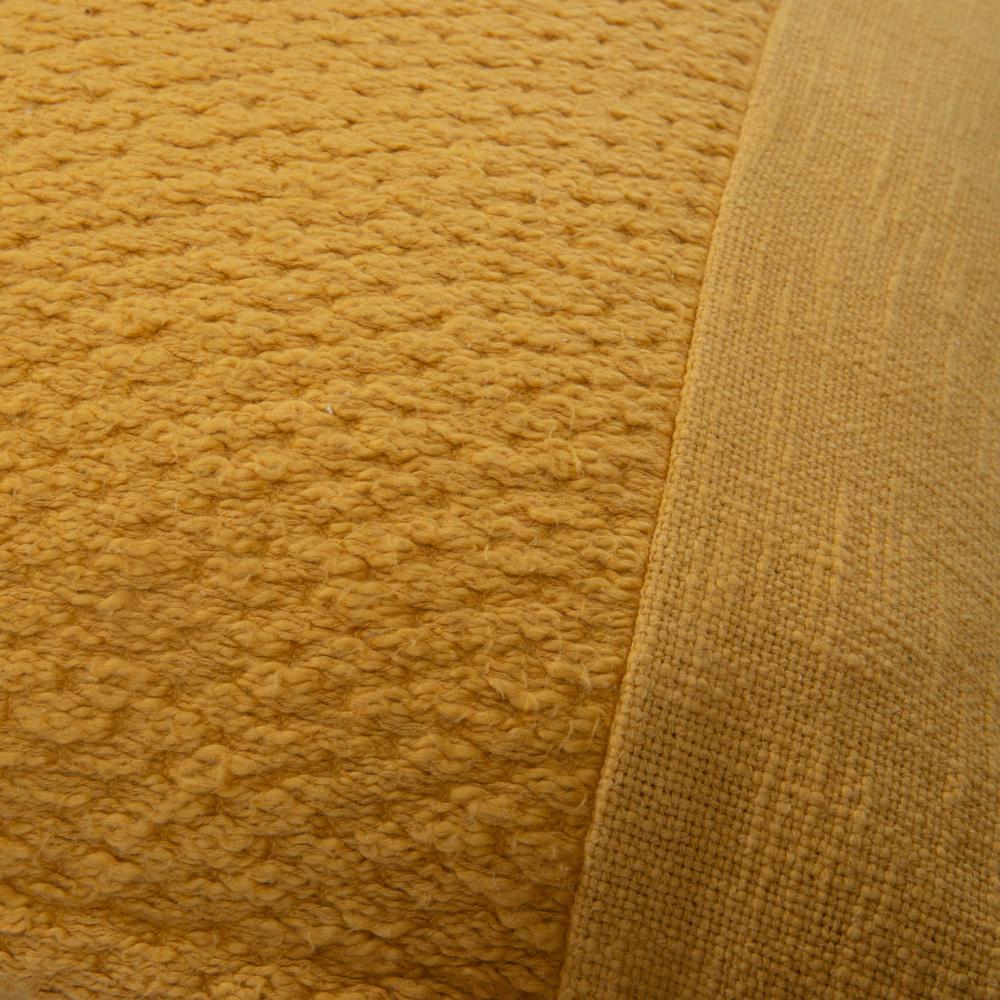 20"X20" INDOOR PILLOW. Picture 2
