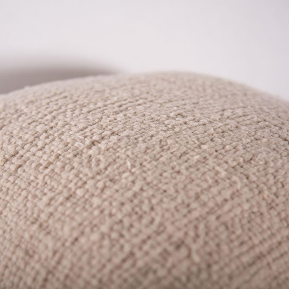 20"X20" INDOOR PILLOW. Picture 3