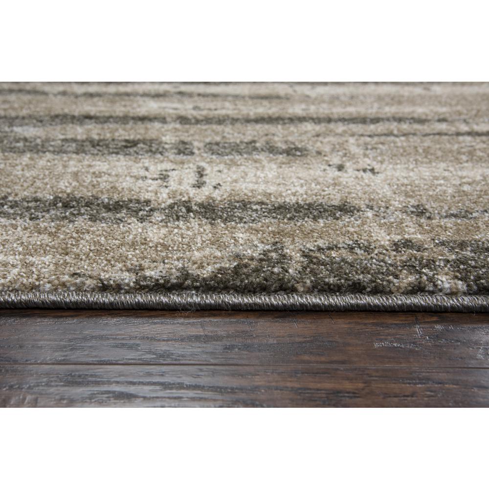 4' x 6' Machine-Made Rectangle Rug. Picture 5