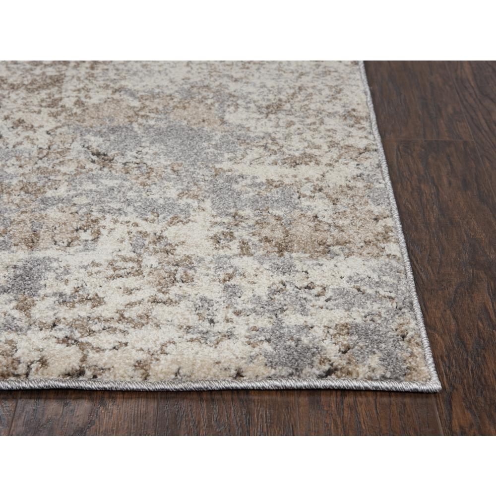 4' x 6' Machine-Made Rectangle Rug. Picture 1