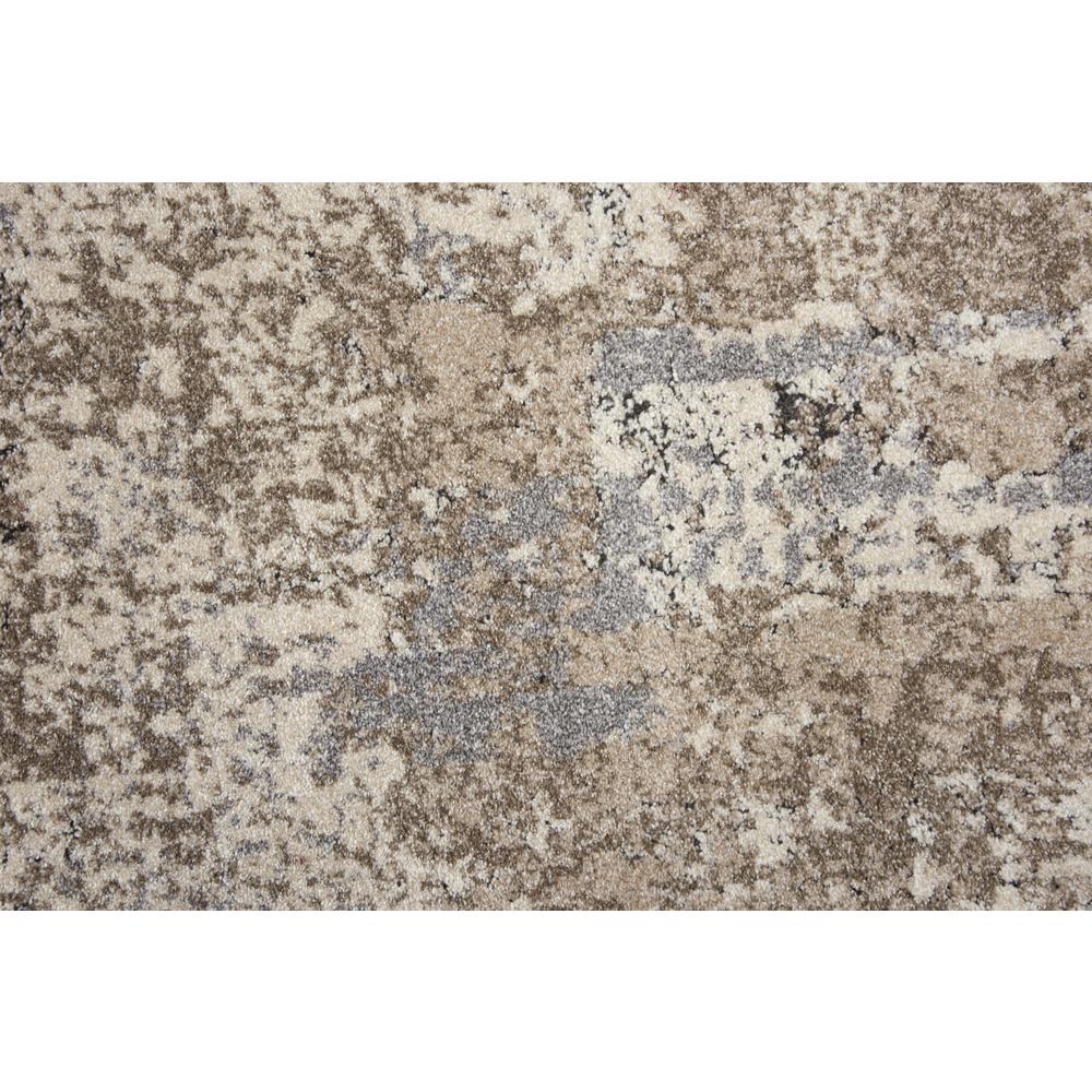 4' x 6' Machine-Made Rectangle Rug. Picture 3