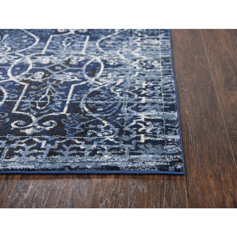 10' x 13' Machine-Made Rectangle Rug. Picture 3