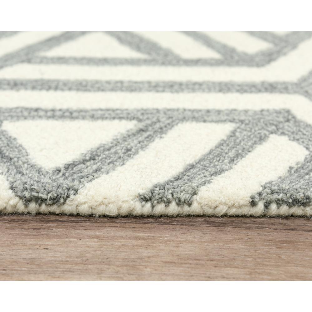 5' x 8' Hand-Tufted Rectangle Rug. Picture 5