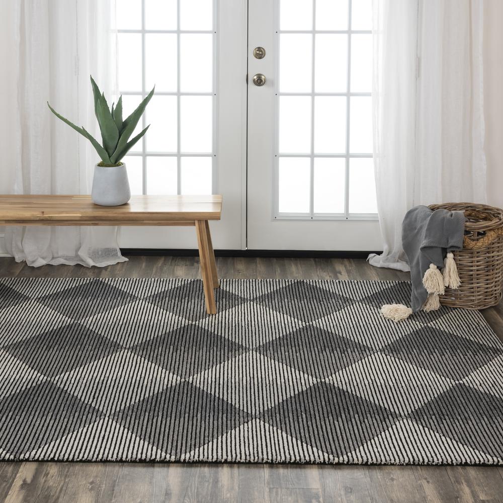 5' x 8' Hand-Tufted Rectangle Rug. Picture 5