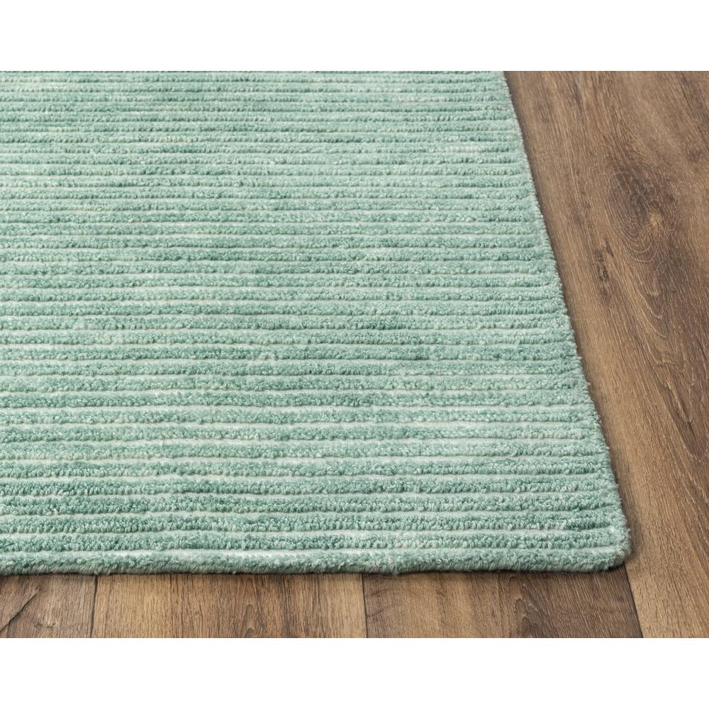 5' x 8' Hand-Tufted Rectangle Rug. Picture 1
