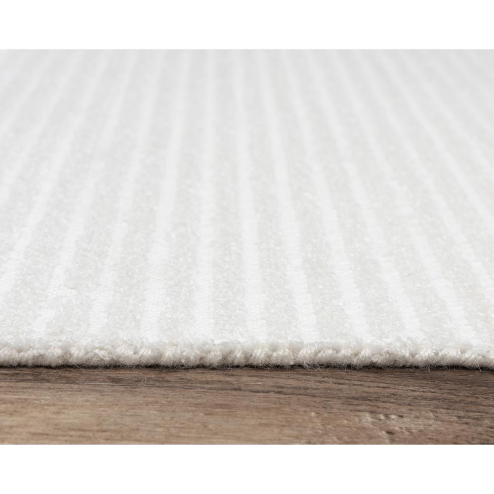 5' x 8' Hand-Tufted Rectangle Rug. Picture 5