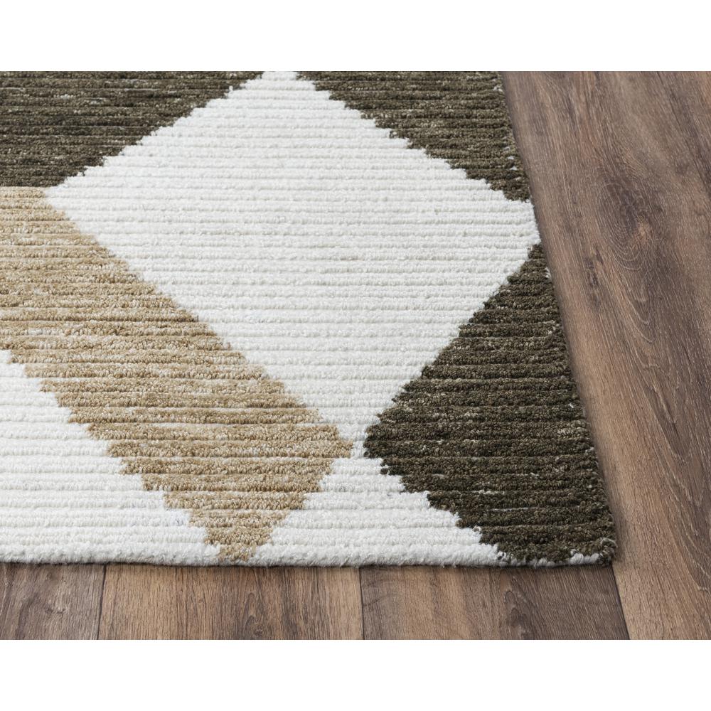 5' x 8' Hand-Tufted Rectangle Rug. Picture 3