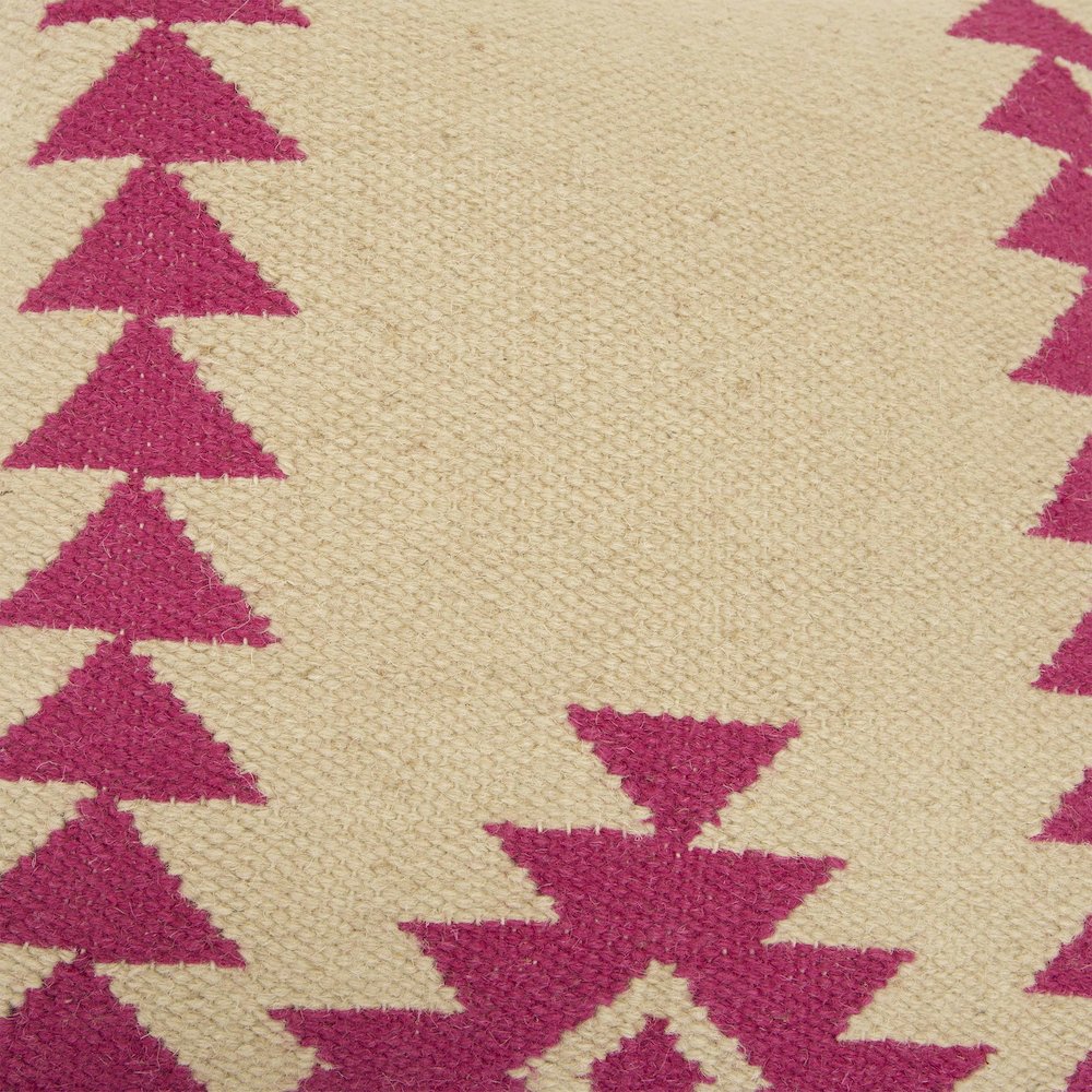Rizzy Home 18" x 18" Pillow Cover- T14997. Picture 4