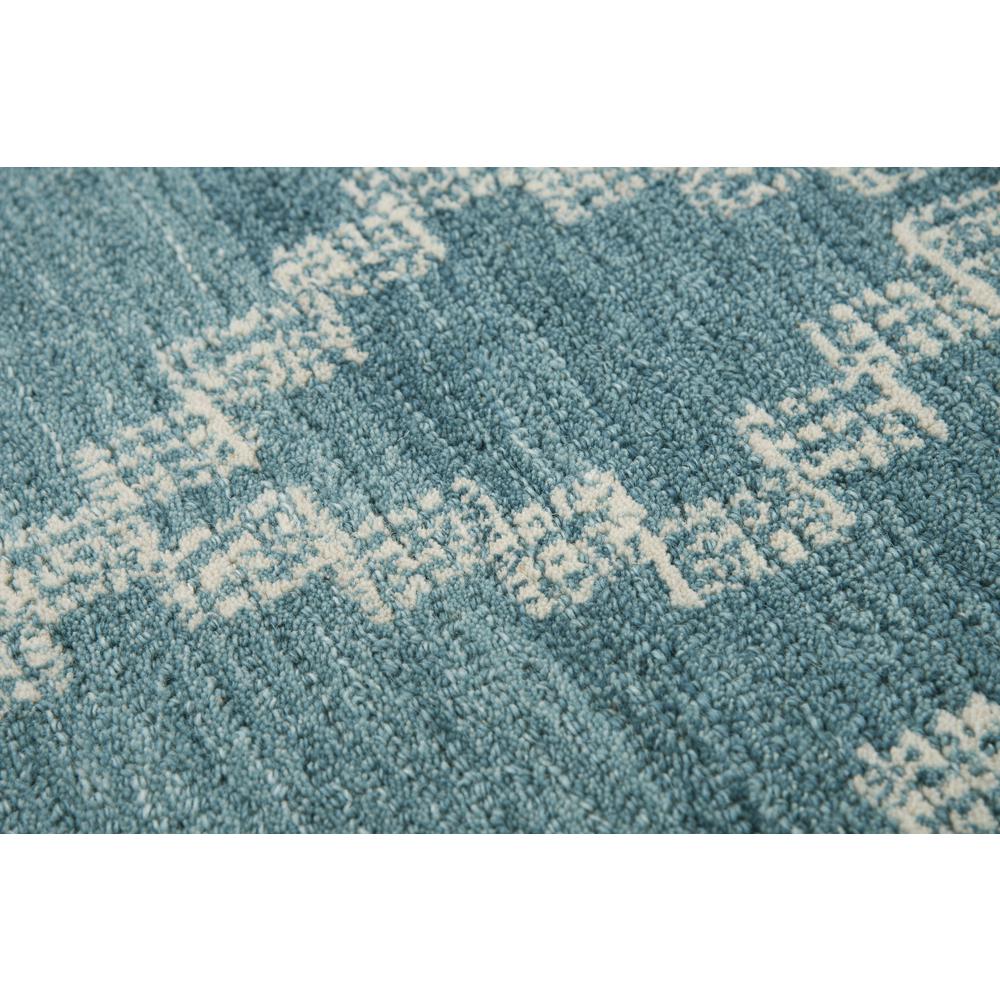 8' x 10' Hand-Tufted Rectangle Rug. Picture 3