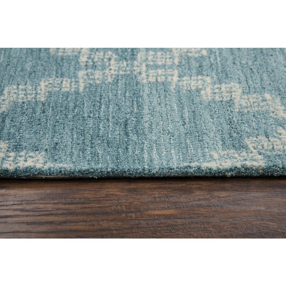 8' x 10' Hand-Tufted Rectangle Rug. Picture 5