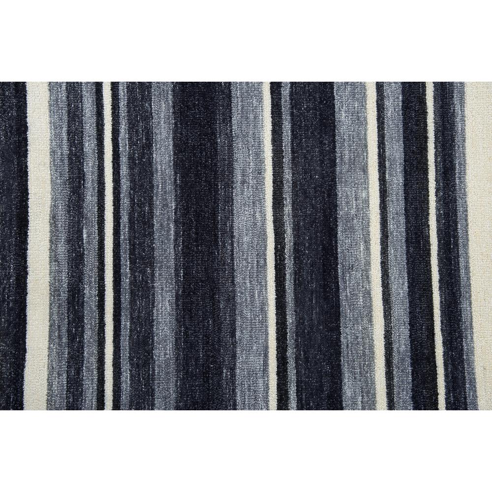 9' x 12' Hand-Tufted Rectangle Rug. Picture 10