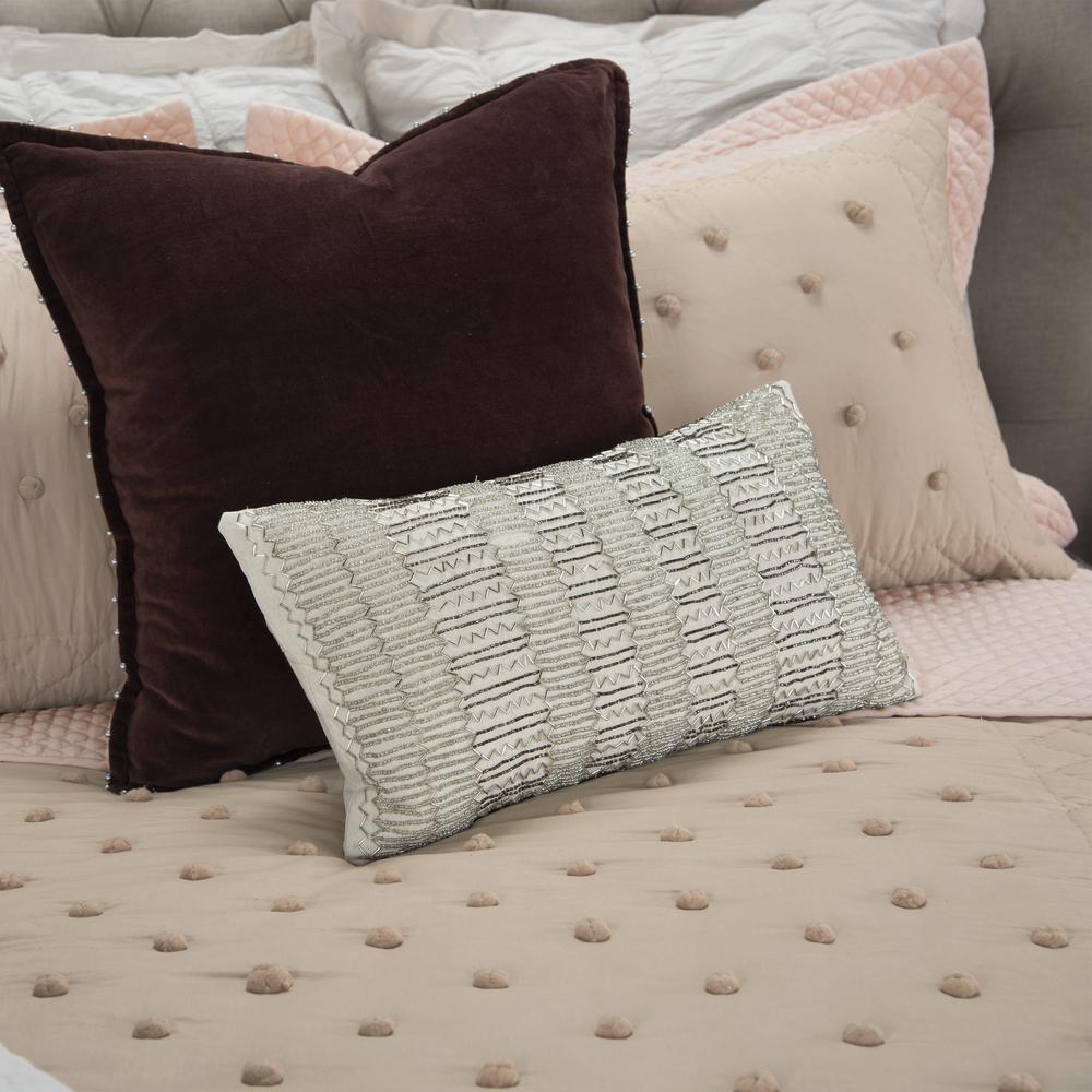 Rizzy Home 106" x 92" Quilt- BQ4340. Picture 7