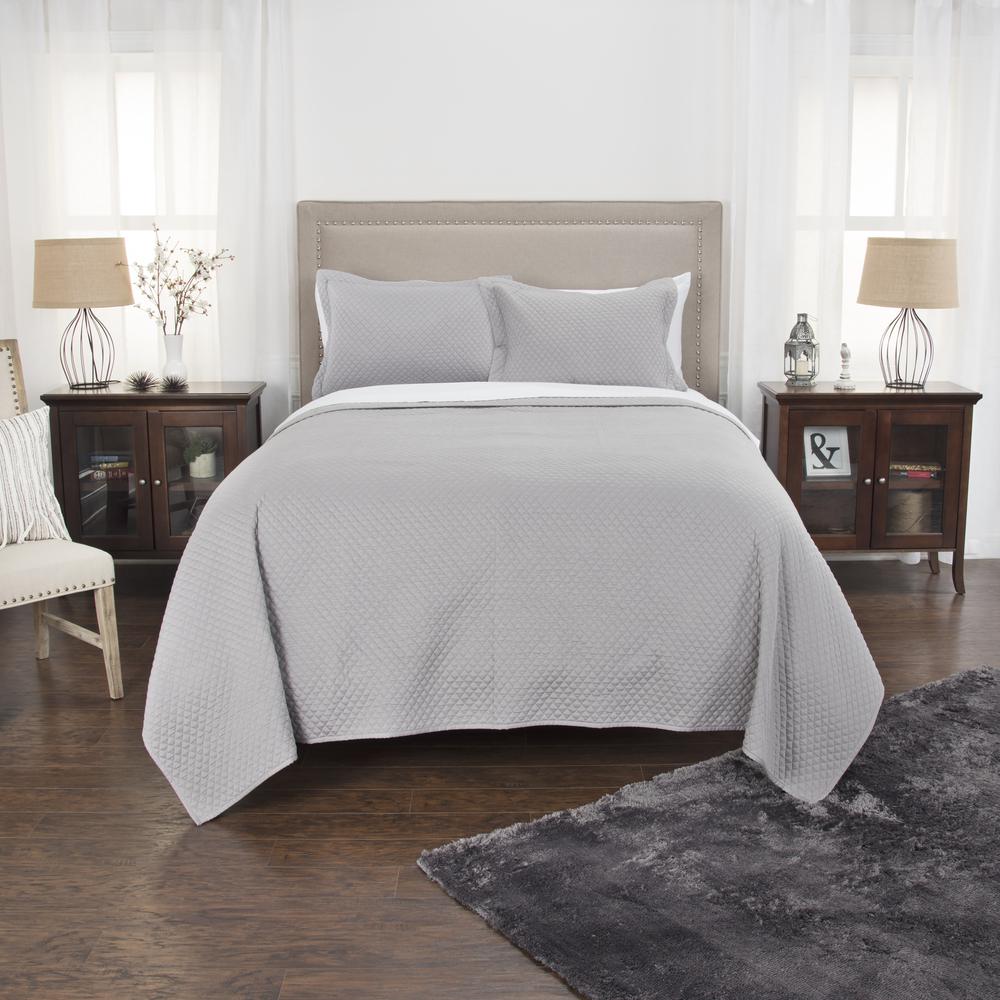 Rizzy Home 106" x 92" Quilt- BQ4518. Picture 2