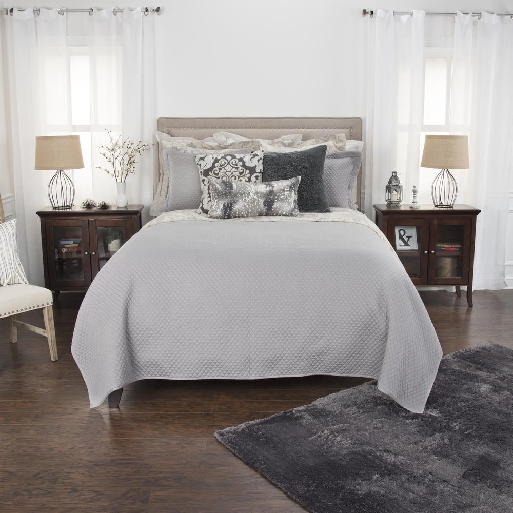 Rizzy Home 106" x 92" Quilt- BQ4518. Picture 5