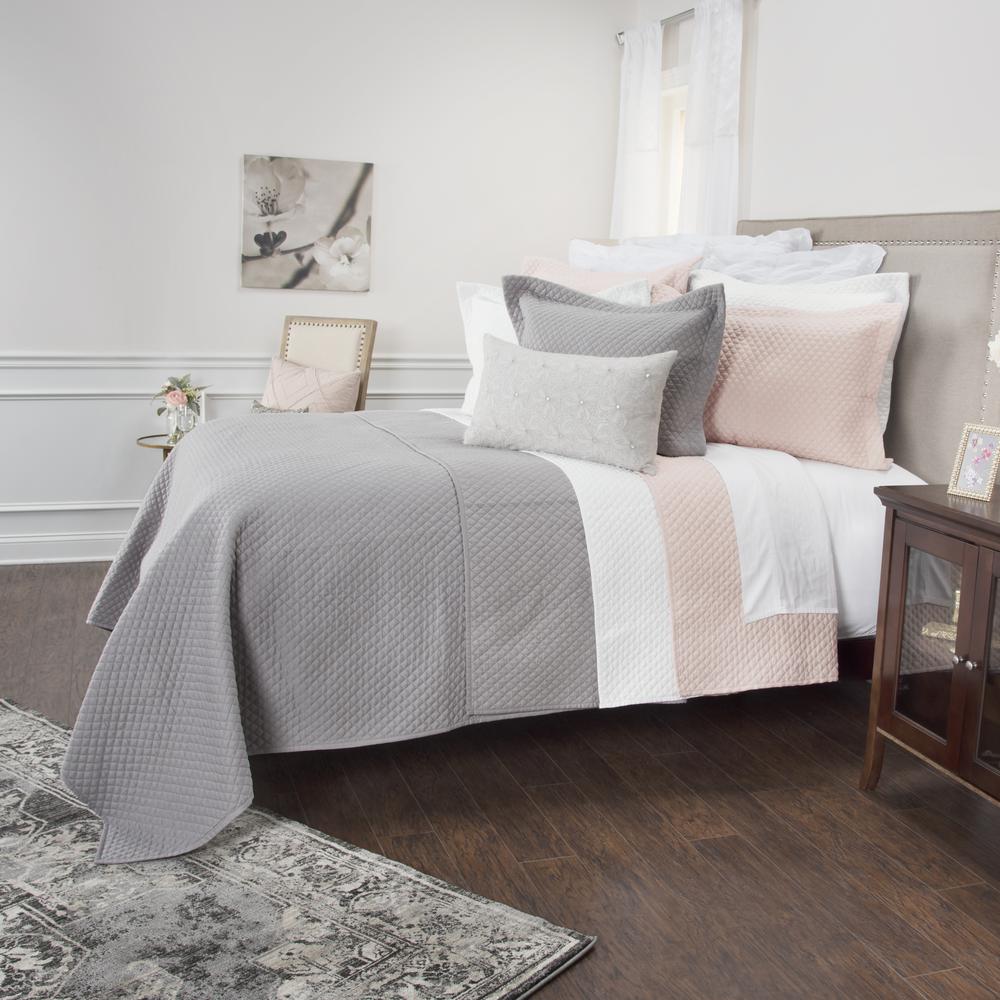 Rizzy Home 106" x 92" Quilt- BQ4518. Picture 10