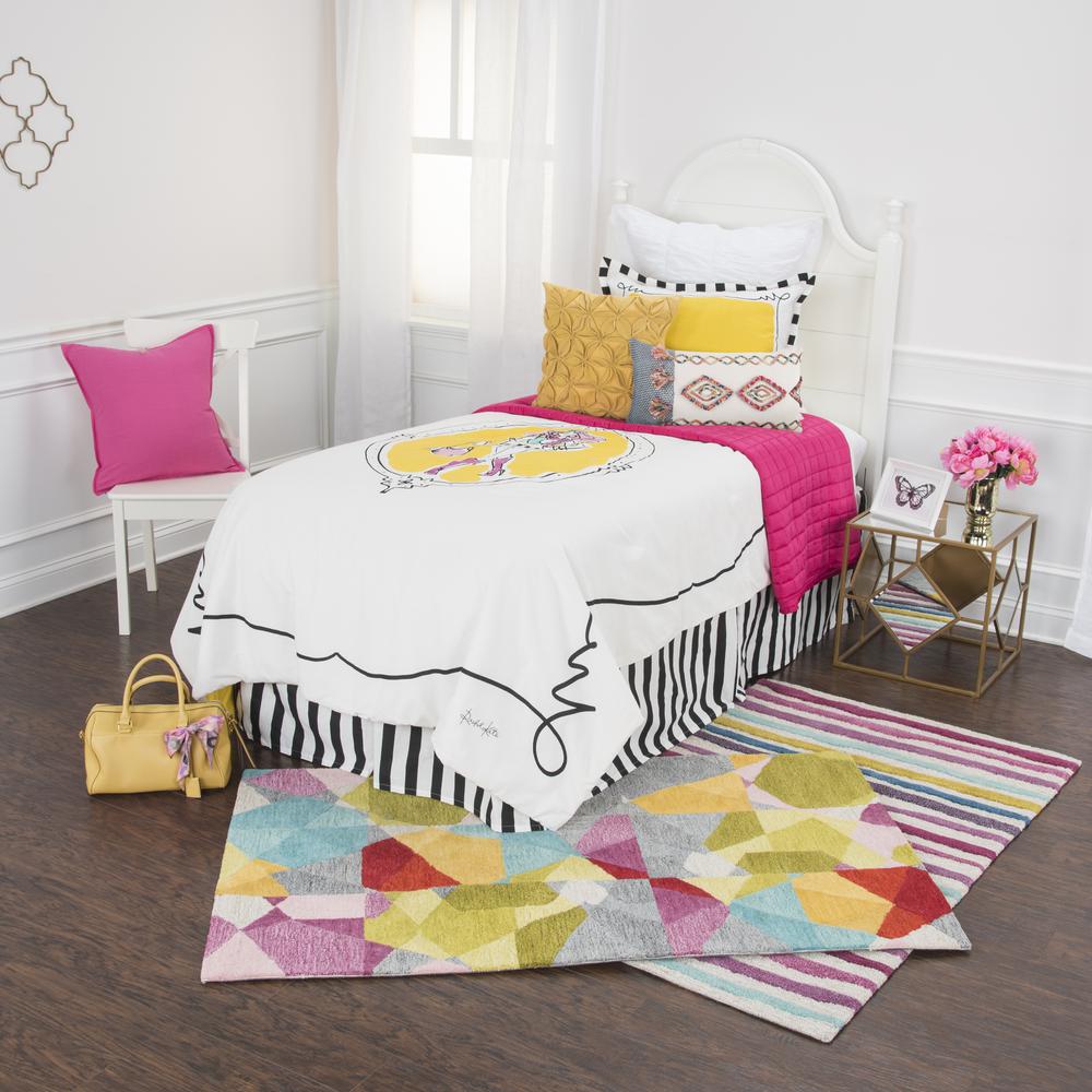 Rizzy Home 68" x 86" Comforter - BT1486. Picture 2