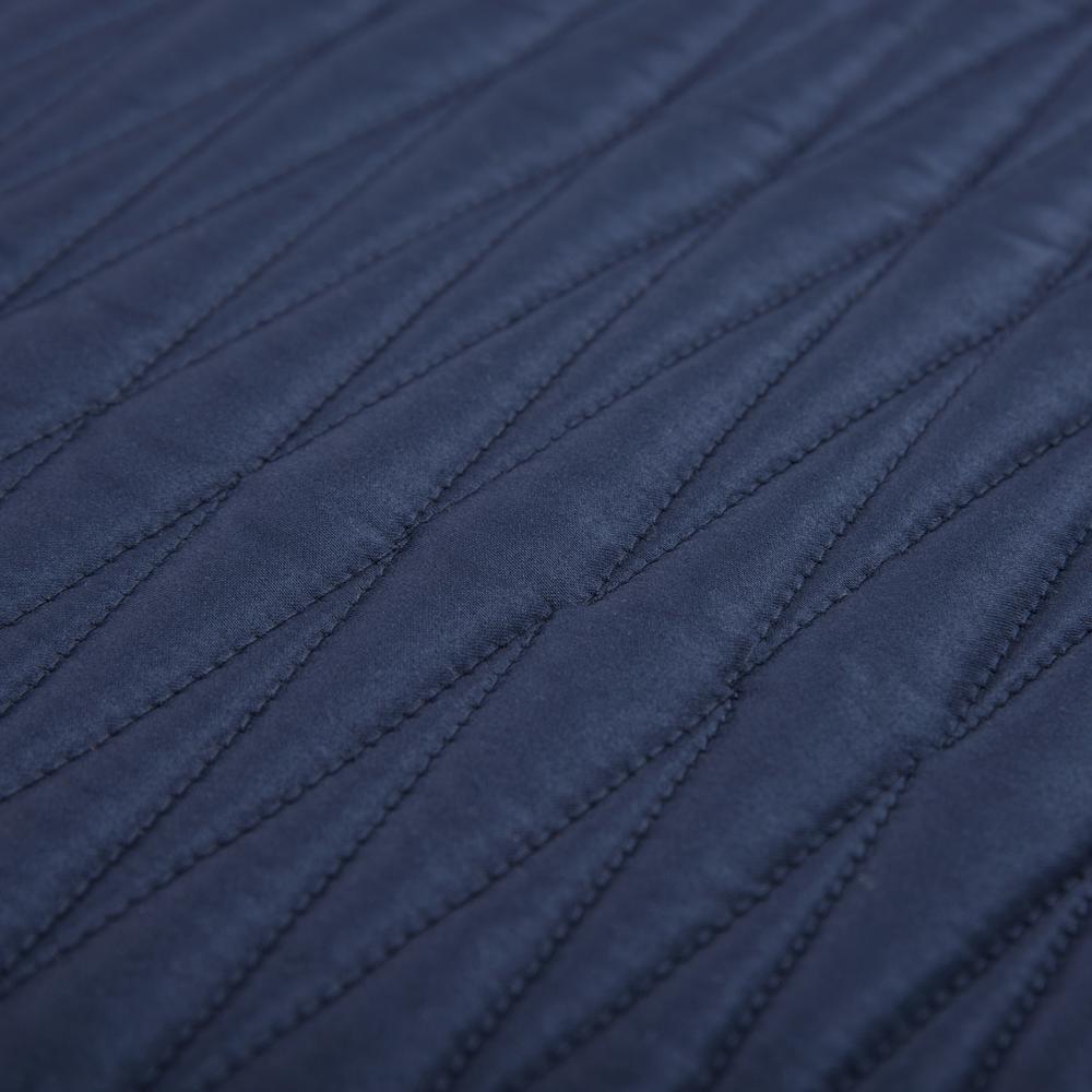 Rizzy Home 106" x 92" Quilt- BT2021. Picture 11