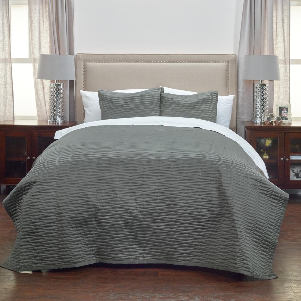 Rizzy Home 106" x 92" Quilt- BT3038. Picture 2