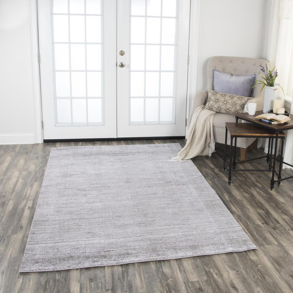 5' x 8' Hand-Loomed Rectangle Rug. Picture 2