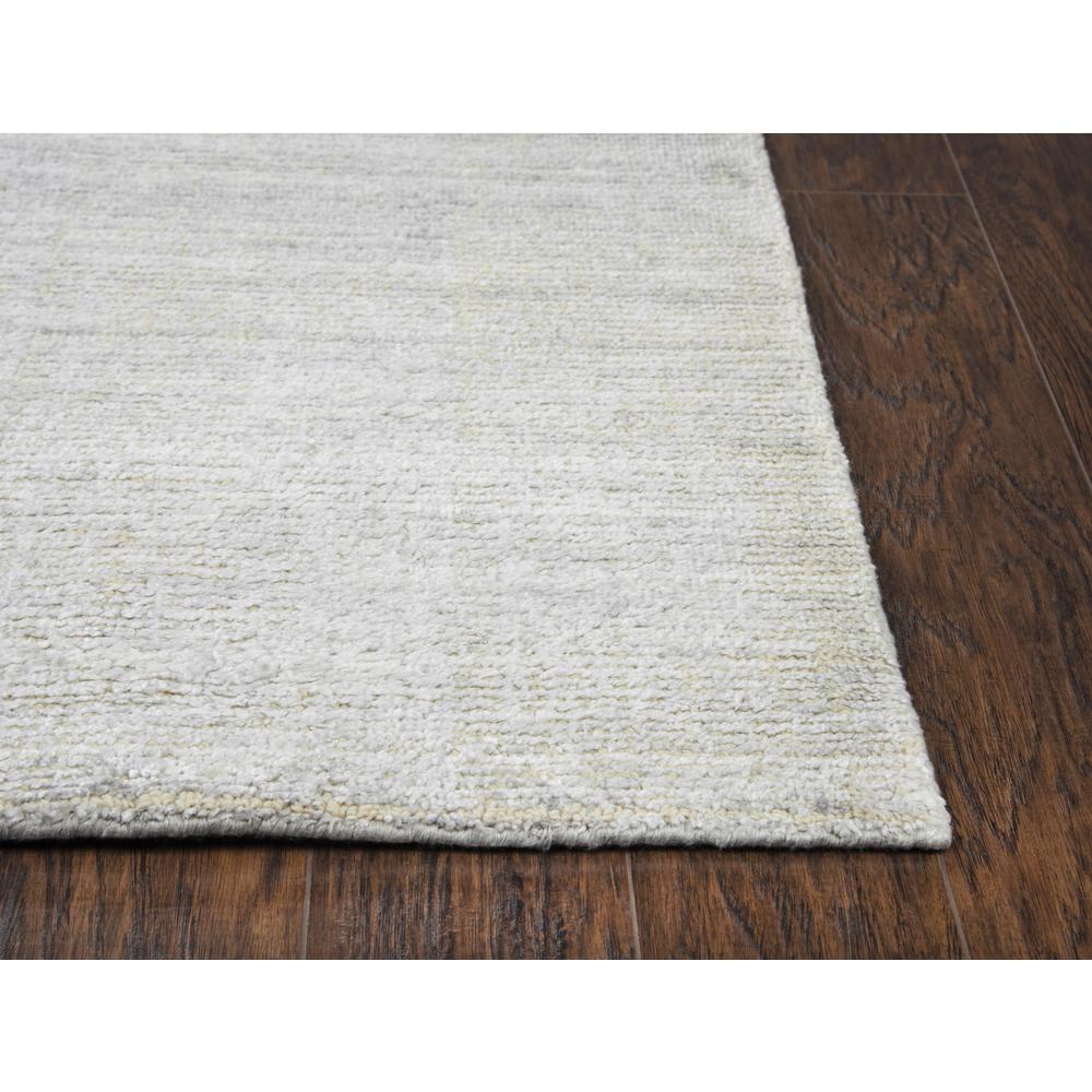 5' x 8' Hand-Loomed Rectangle Rug. Picture 3