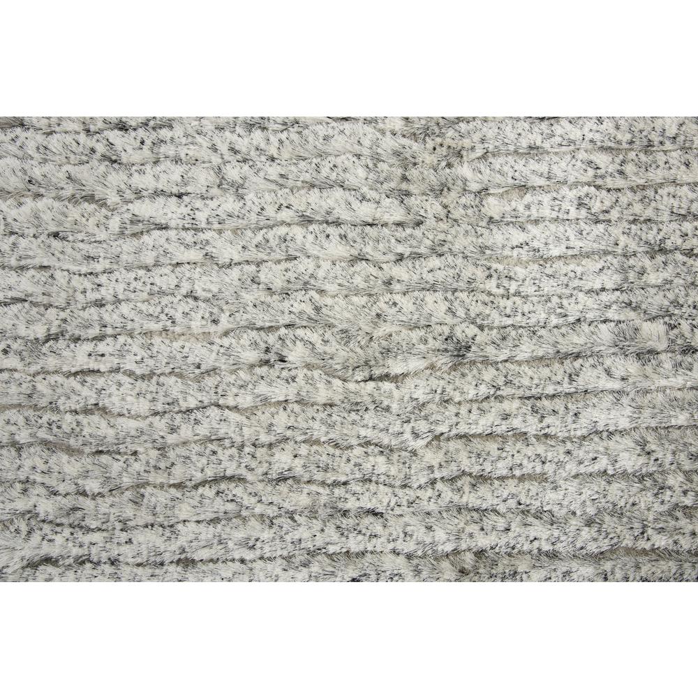 8' x 10' Hand-Tufted Rectangle Rug. Picture 3