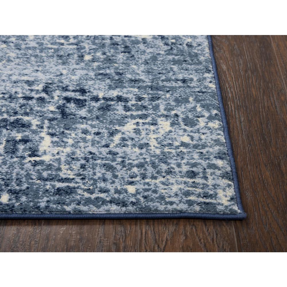 Encore Blue 5'2" x 7'3" Power-Loomed Rug- EN7262. Picture 3