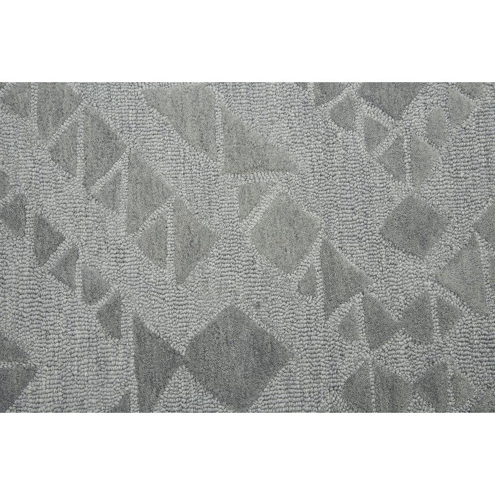 10' x 13' Hand-Tufted Rectangle Rug. Picture 8