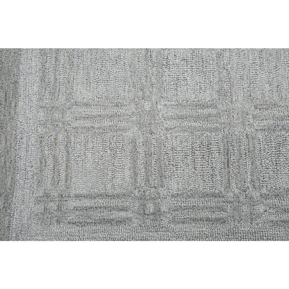 10' x 13' Hand-Tufted Rectangle Rug. Picture 8