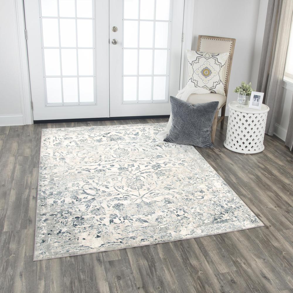 Power Loomed Cut Pile Polyester Rug, 2'7" x 9'6". Picture 2