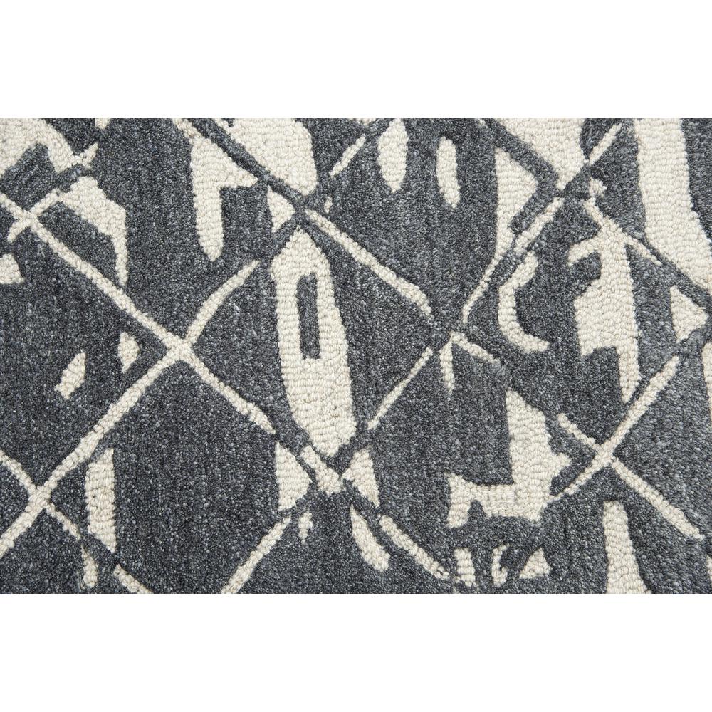10' x 13' Hand-Tufted Rectangle Rug. Picture 9