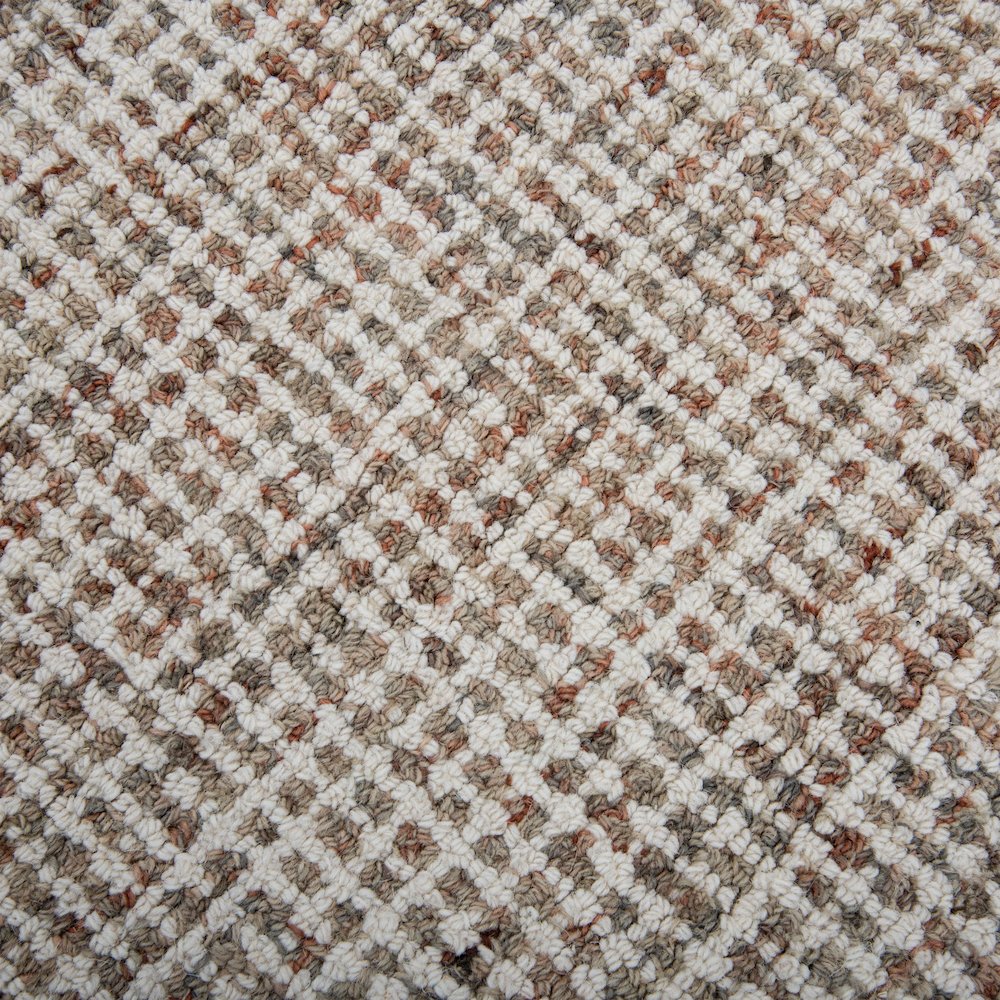 5' x 8' Hand-Tufted Rectangle Rug. Picture 4