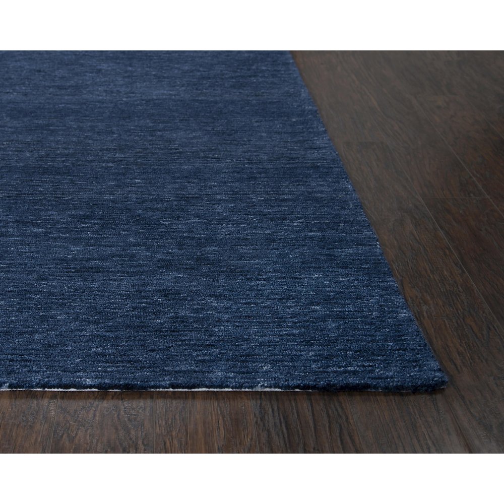 5' x 8' Hand-Tufted Rectangle Rug. Picture 3