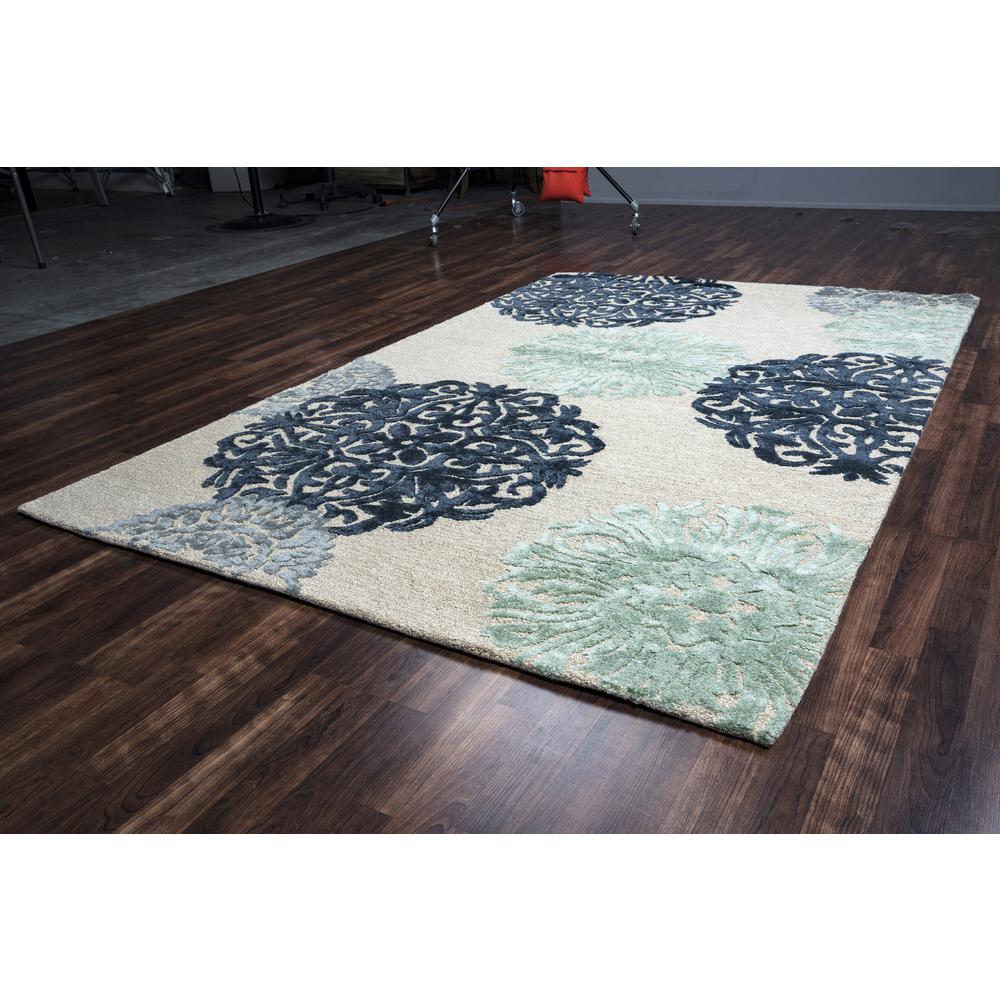 9' x 12' Hand-Tufted Rectangle Rug. Picture 3
