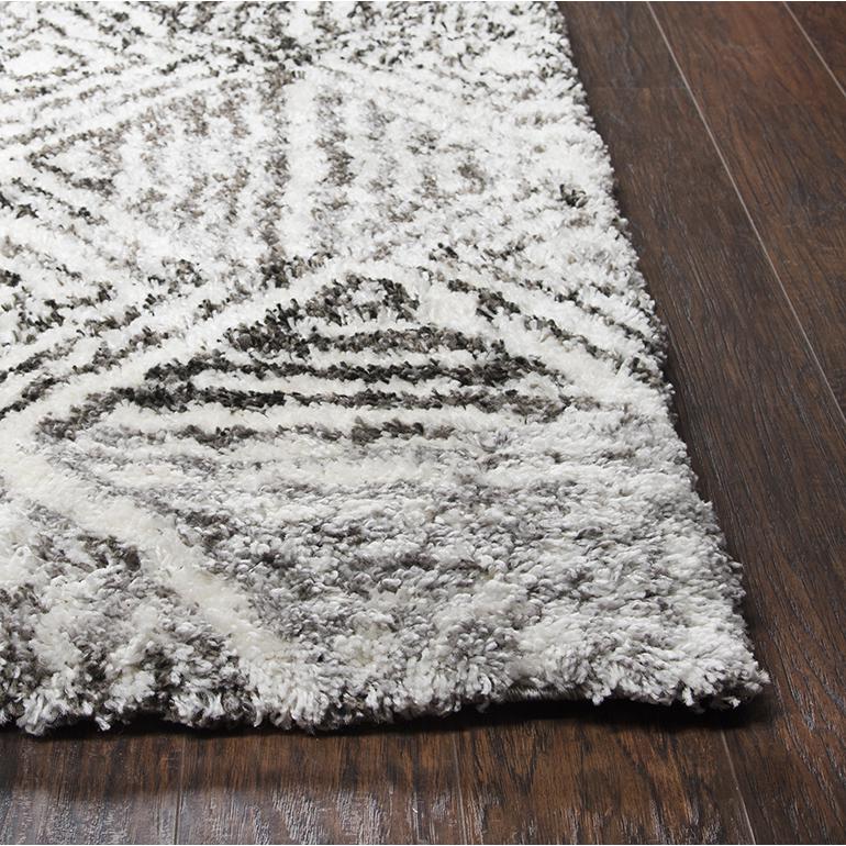 8' x 10' Machine-Made Rectangle Rug. Picture 6