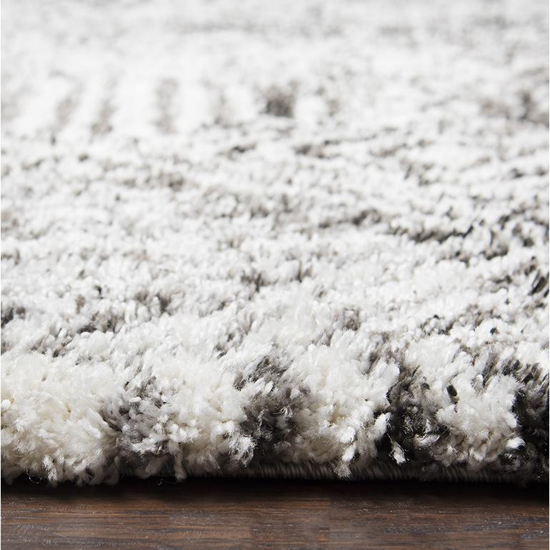 8' x 10' Machine-Made Rectangle Rug. Picture 9