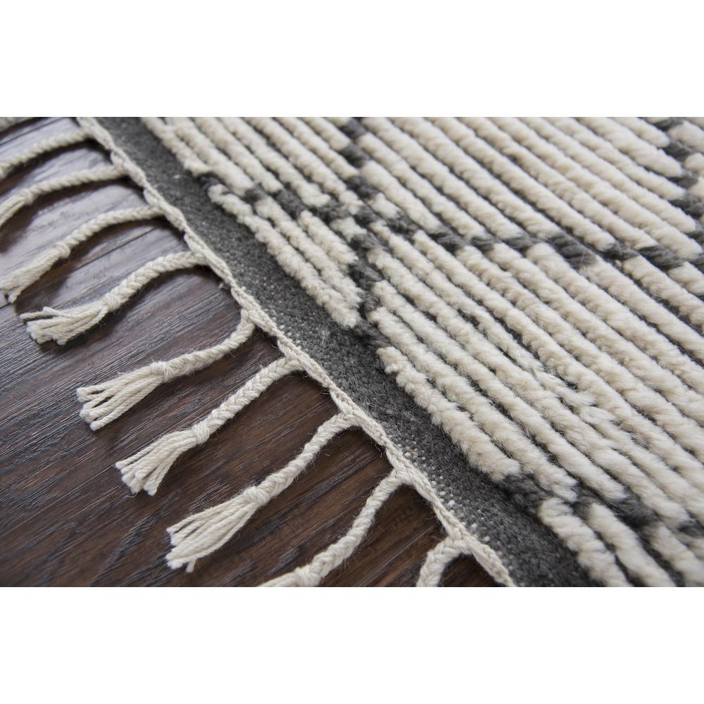 Nile Neutral 8'9" x 11'9" Hand-Knotted Rug- NI1000. Picture 11