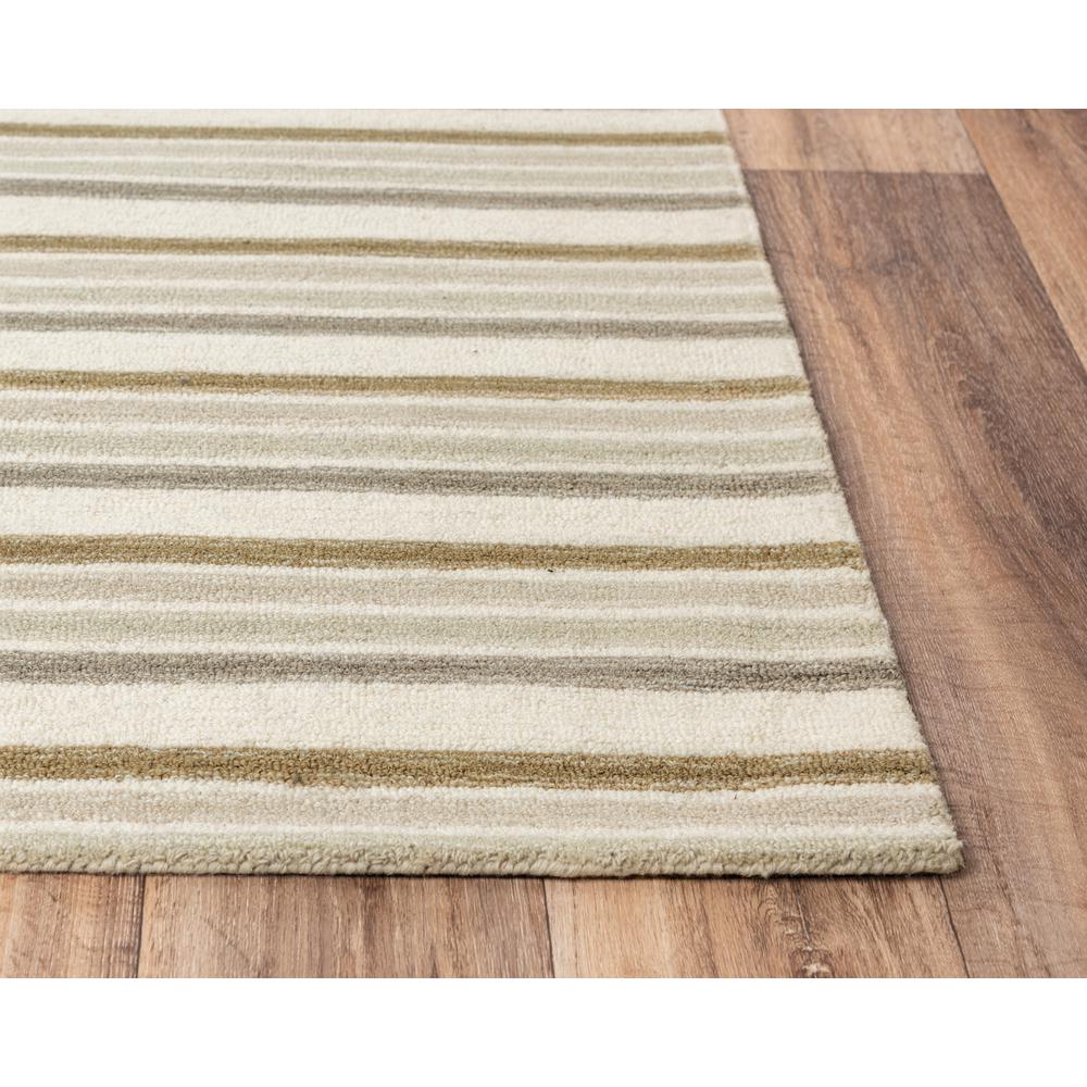 9' x 12' Hand-Tufted Rectangle Rug. Picture 1