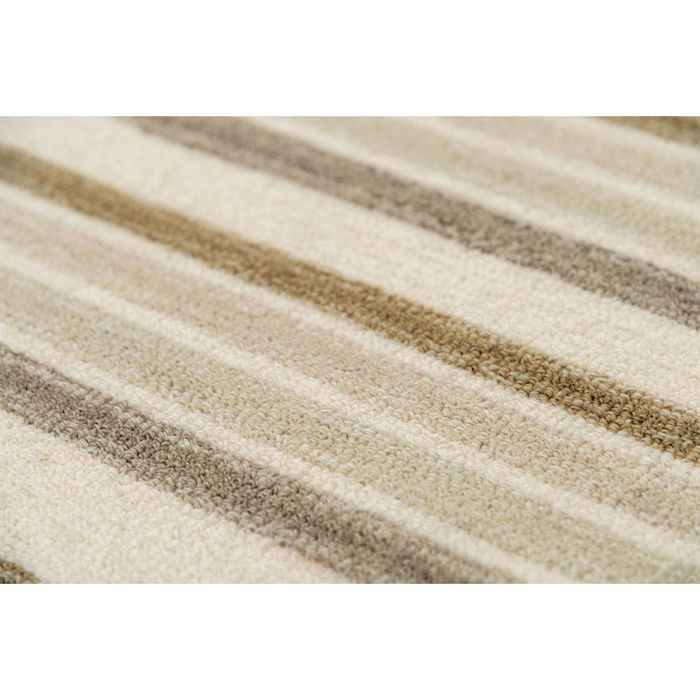 9' x 12' Hand-Tufted Rectangle Rug. Picture 7