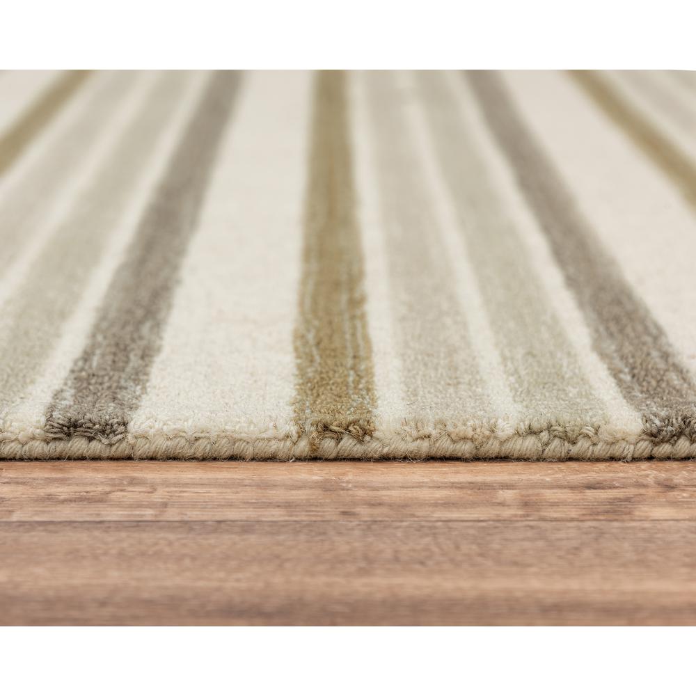 9' x 12' Hand-Tufted Rectangle Rug. Picture 10