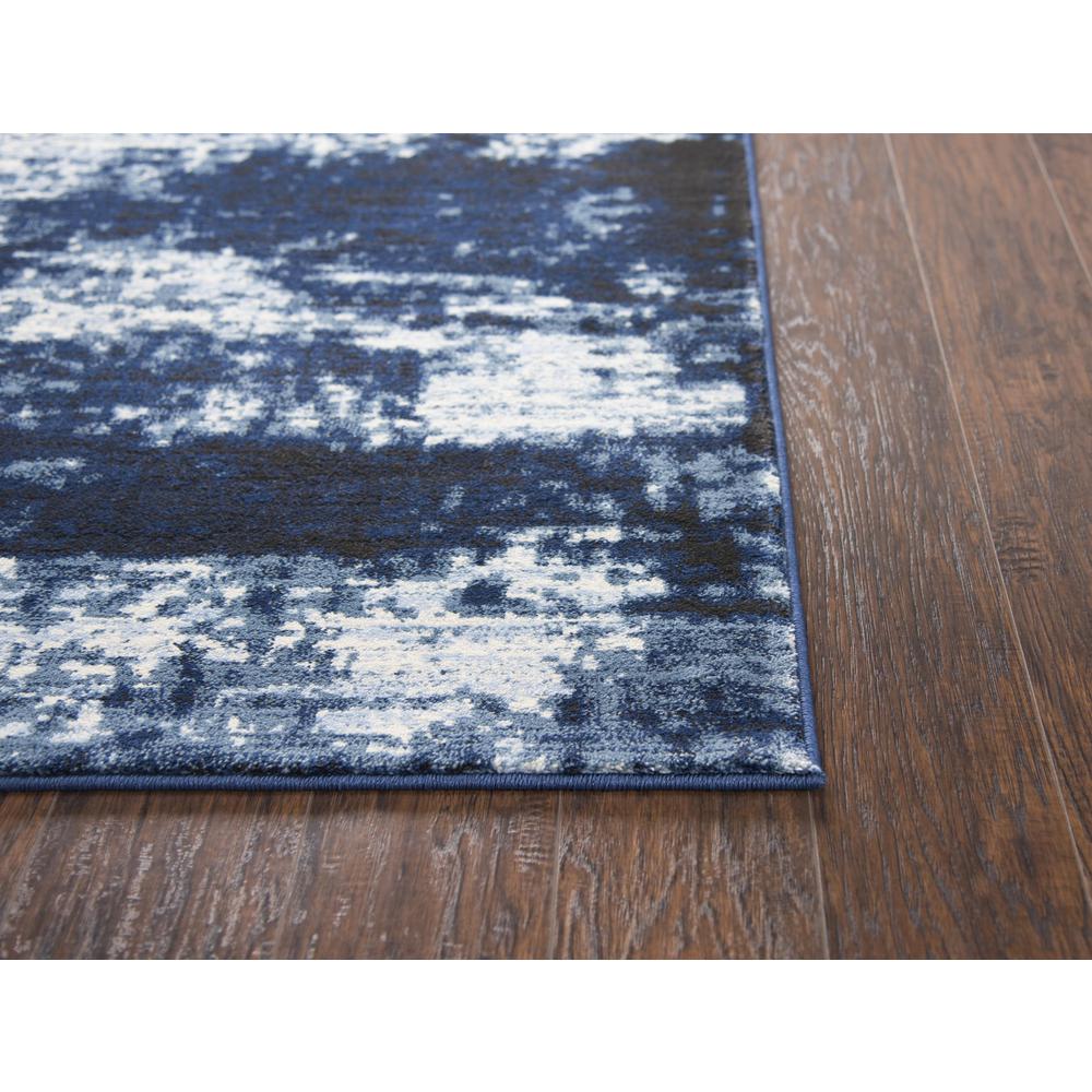 2' x 8' Machine-Made Rectangle Runner. Picture 3