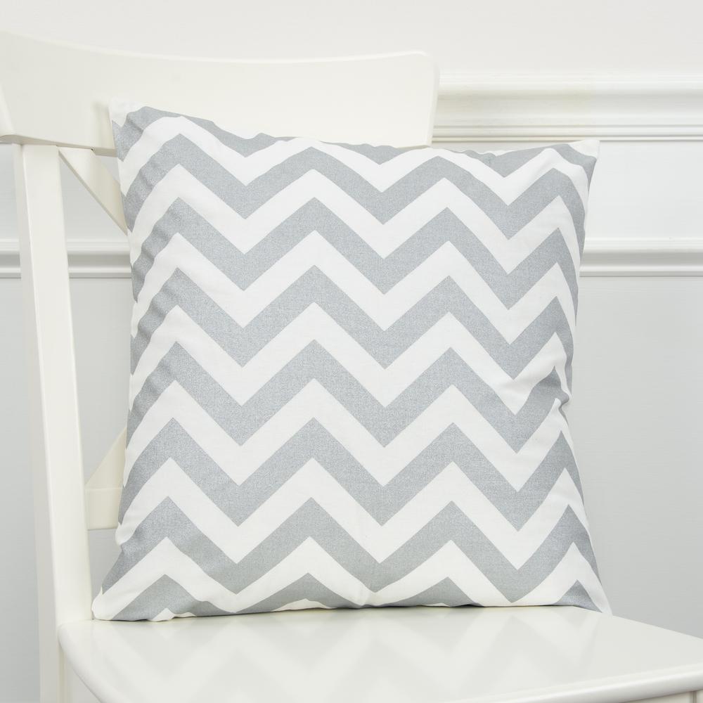Rizzy Home 18" x 18" Pillow Cover- T08777. Picture 5