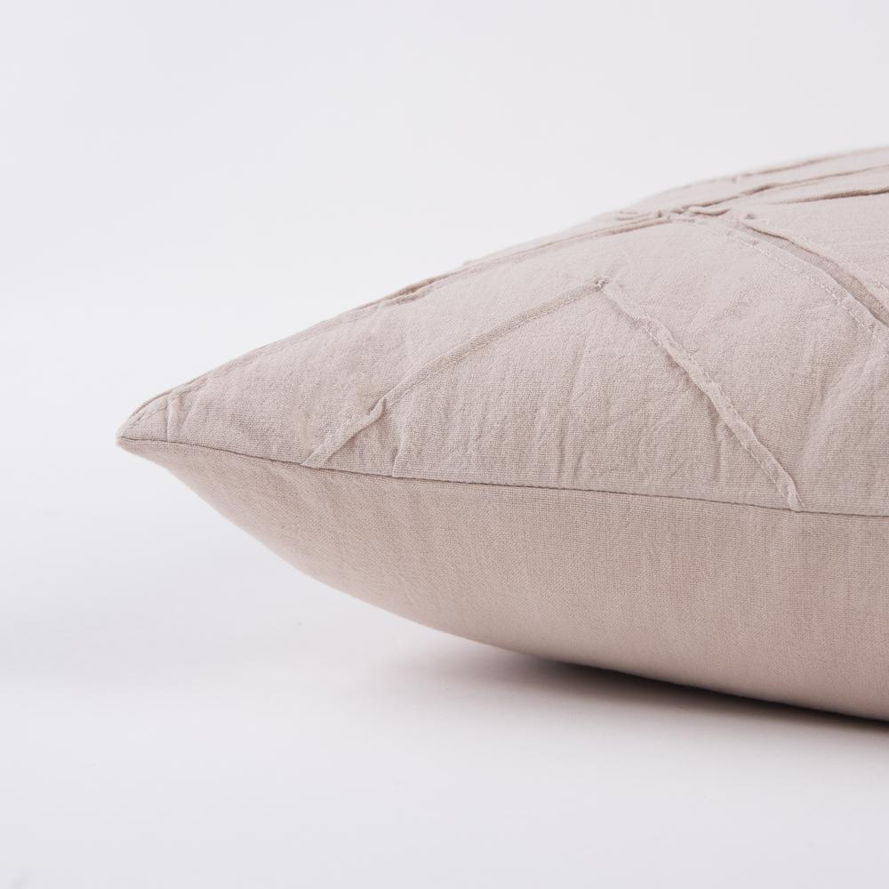 Rizzy Home 20" x 20" Pillow Cover- T13200. Picture 4