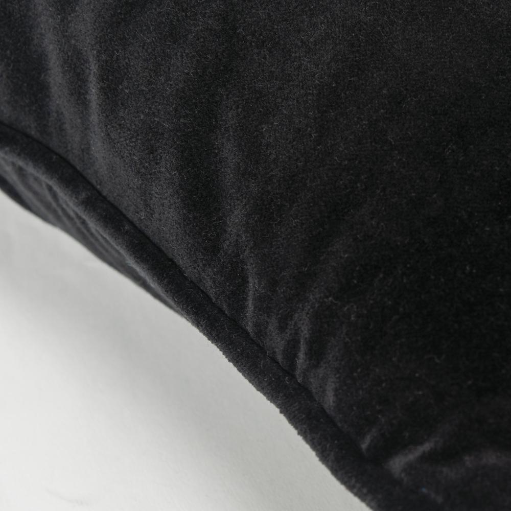 Connie Post 20" x 20" Poly Filled Pillow. Picture 3