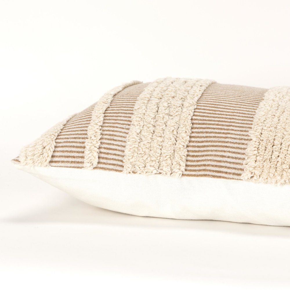 14" x 20" Pillow Cover. Picture 5