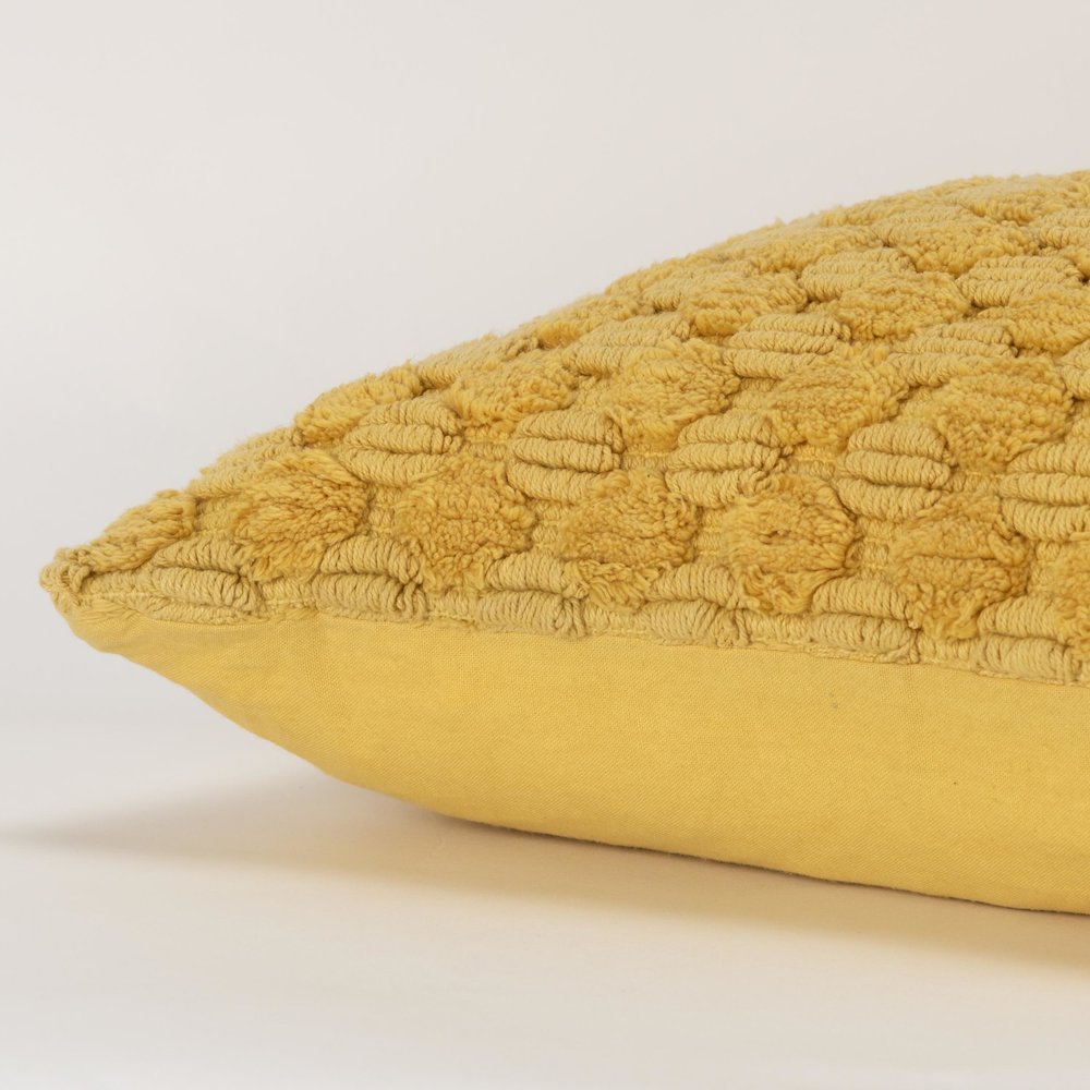 20" x 20" Pillow Cover. Picture 5