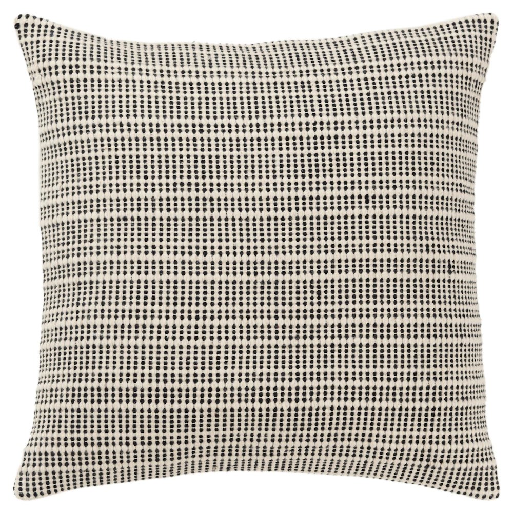 20"X20" 1 decorative pillow cover. Picture 1