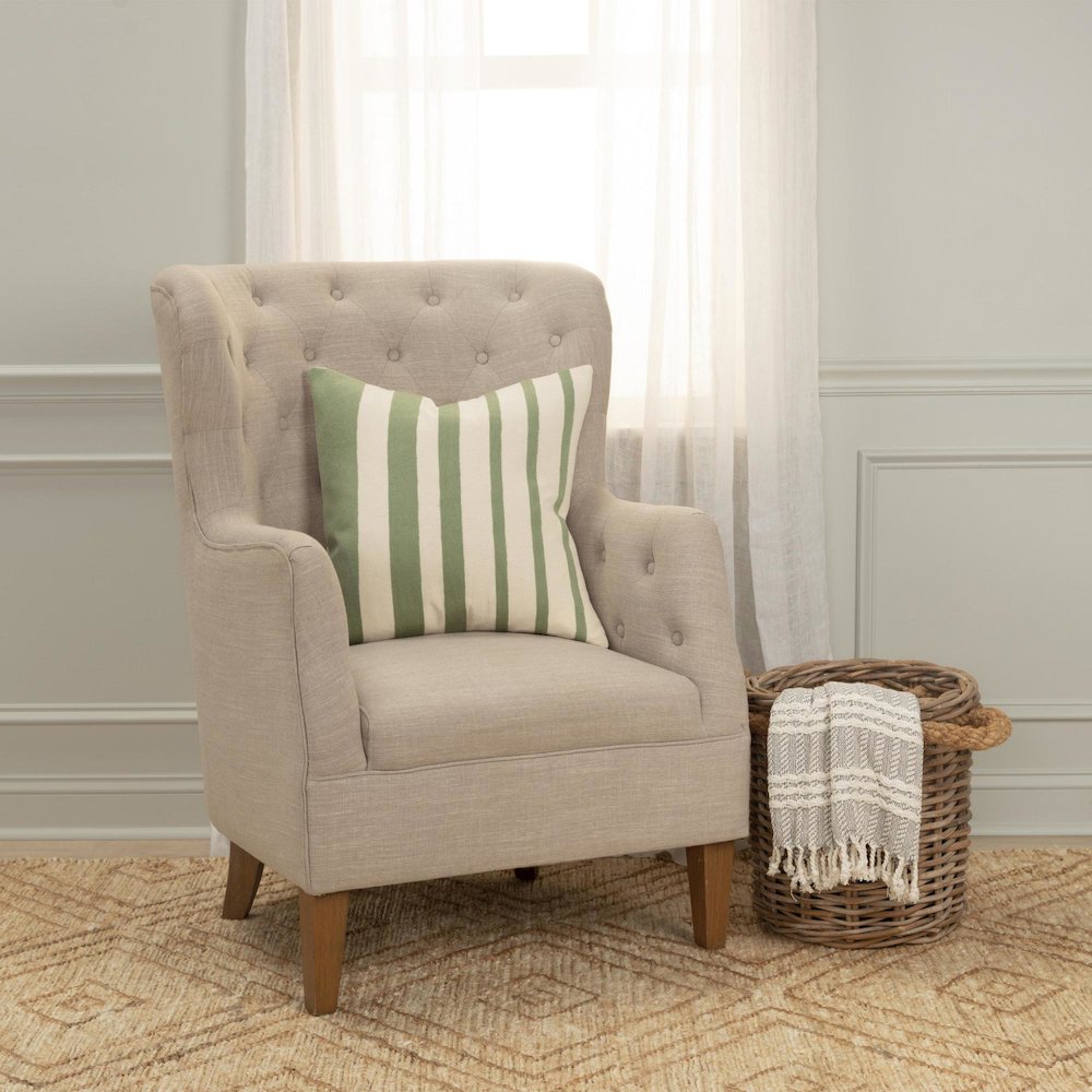 20"X20" 1 decorative pillow cover. Picture 2