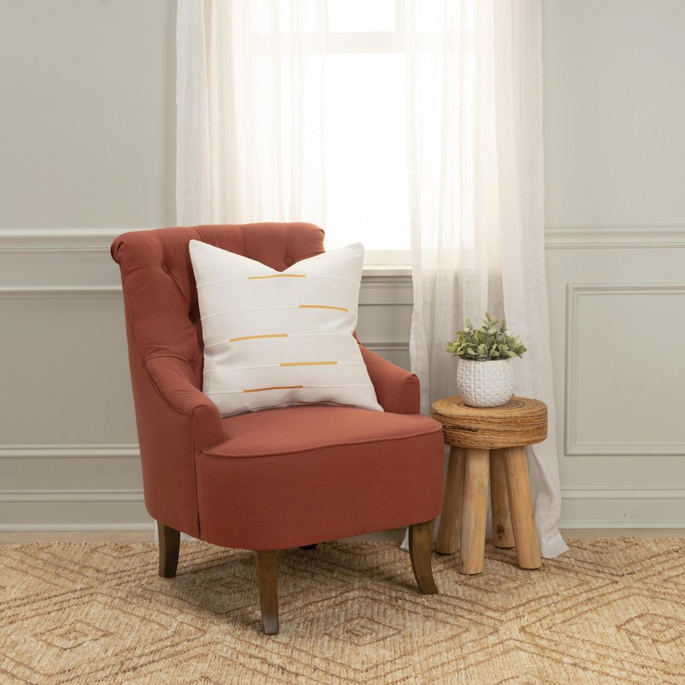 20"X20" 1 decorative pillow cover. Picture 2