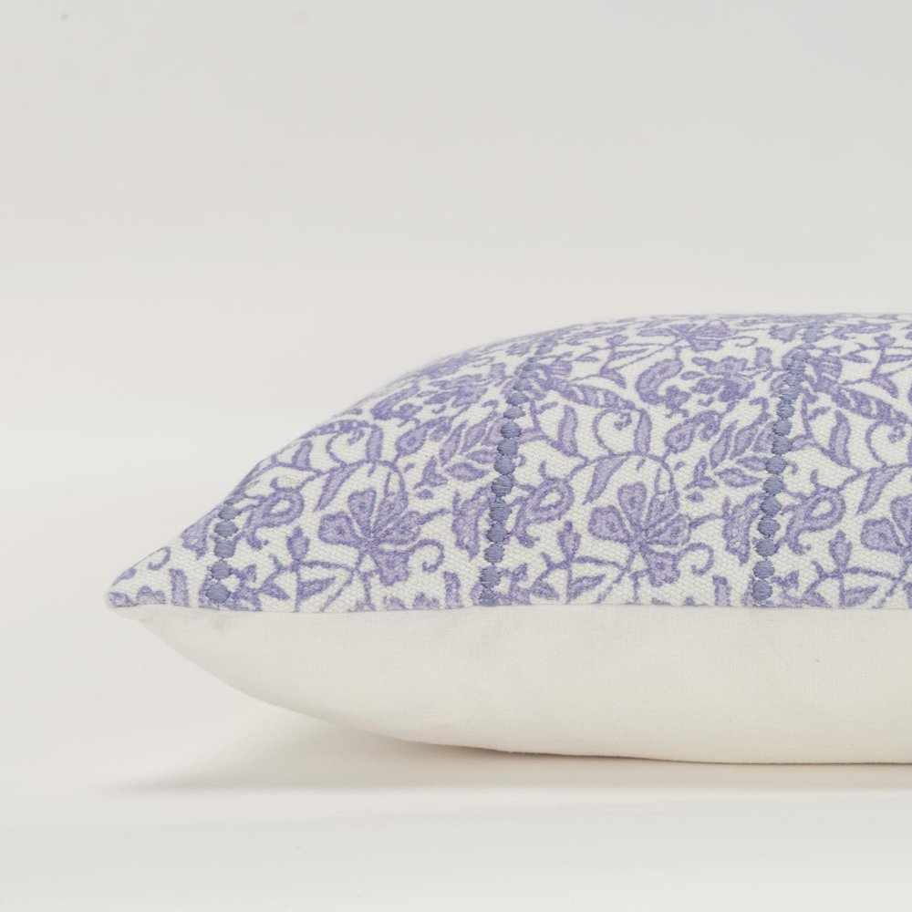 14"X26" 1 decorative pillow cover. Picture 5
